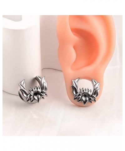 2PCS 8mm-16mm Ear Gauges Hypoallergenic 316L Stainless Steel Lotus Flower Saddle Plugs Tunnels Piercing Expander Stretchers B...